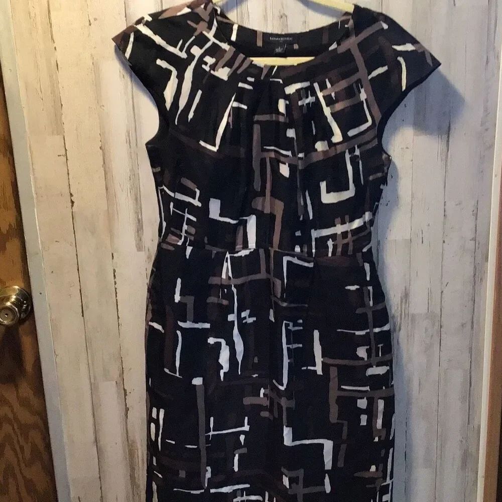 Banana Republic geometric dress black lining size 6